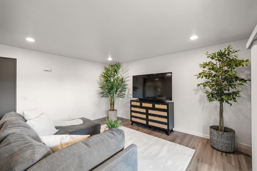 475 Midway Drive - photo 10