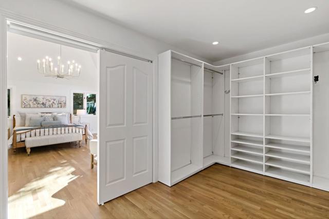 136 Finger Avenue, Redwood City CA: https://media.crmls.org/mediaz/37cc88cd-7b09-462d-af1c-a61ab30b5d58.jpg