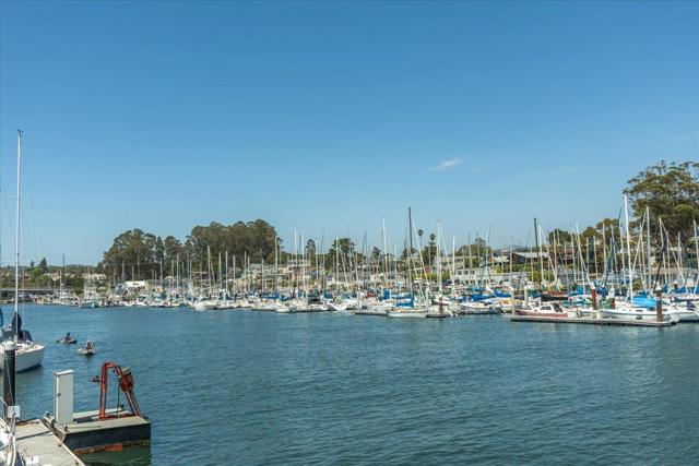 207 2nd Avenue, Santa Cruz CA: https://media.crmls.org/mediaz/37cca740-707c-40b5-b6aa-3a87f49a3aae.jpg