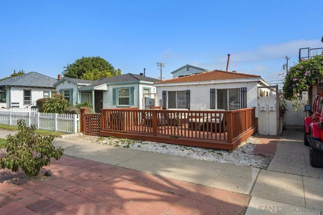 849 851 Missouri St, San Diego CA: https://media.crmls.org/mediaz/37ccf3fa-bd74-4934-bc3a-52134d55a208.jpg