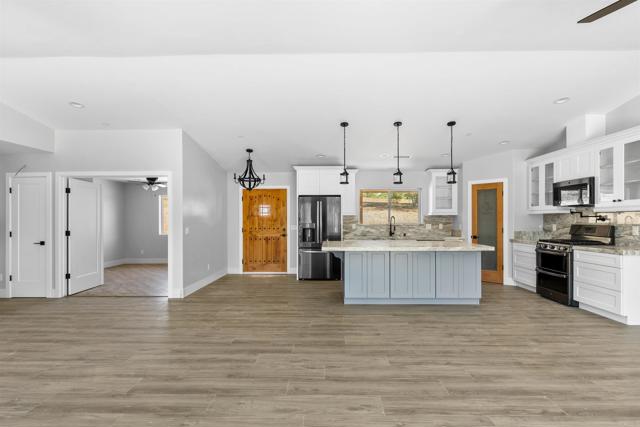 Detail Gallery Image 2 of 47 For 15670 Fruitvale Rd, Valley Center,  CA 92082 - 4 Beds | 2/1 Baths