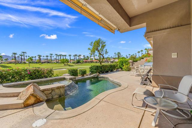 424 White Horse Trail, Palm Desert, CA 92211