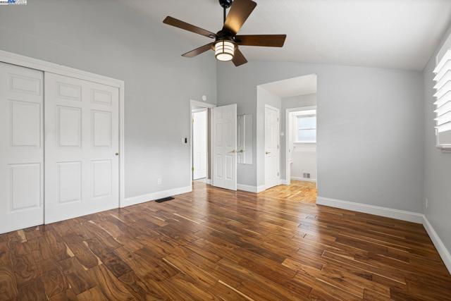 508 E Myrick Court, Clayton CA: https://media.crmls.org/mediaz/37cf54ef-9d02-4d27-aa38-f29603f1617b.jpg