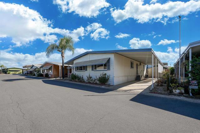 Detail Gallery Image 2 of 20 For 1212 H St Spc 110,  Ramona,  CA 92065 - 2 Beds | 2 Baths