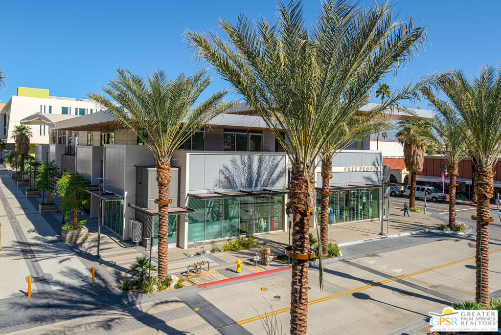 175 N Palm Canyon Drive #206