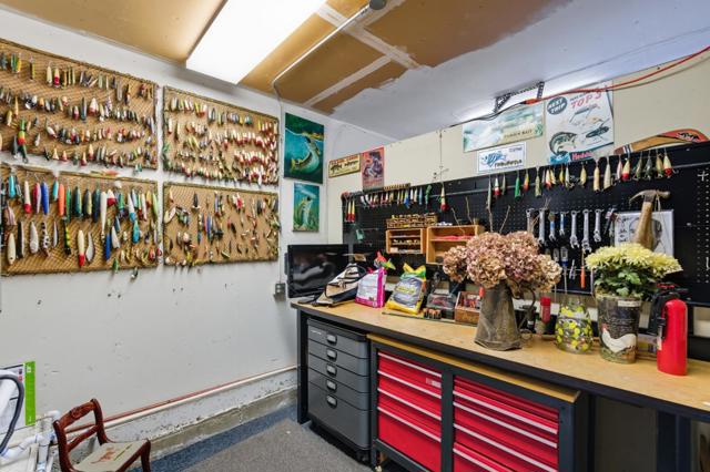 7 Somerset Court, Belmont CA: https://media.crmls.org/mediaz/37d02efb-4b56-4c23-8ffa-5bd0fea2f288.jpg