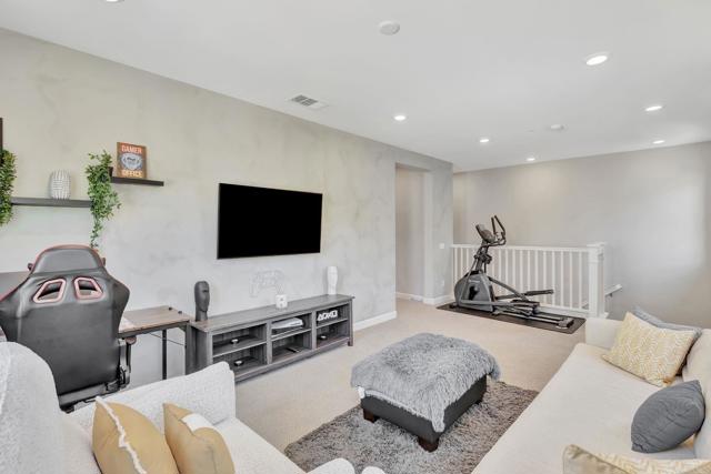 Detail Gallery Image 15 of 75 For 21678 Long Trot Dr, Escondido,  CA 92029 - 4 Beds | 3 Baths