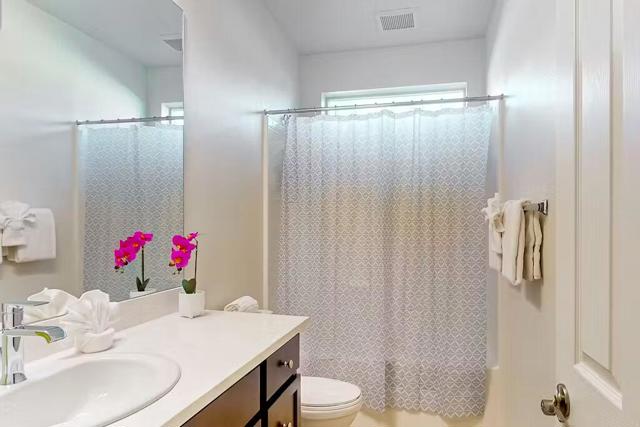 82747 Chaplin Court, Indio CA: https://media.crmls.org/mediaz/37d0ea3f-9adf-4746-a032-f43f1a208e57.jpg