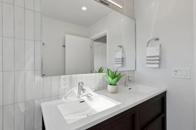 607 Dartmouth Avenue, San Carlos CA: https://media.crmls.org/mediaz/37d17a02-d5c9-4f7c-b9d6-b87085ec46eb.jpg