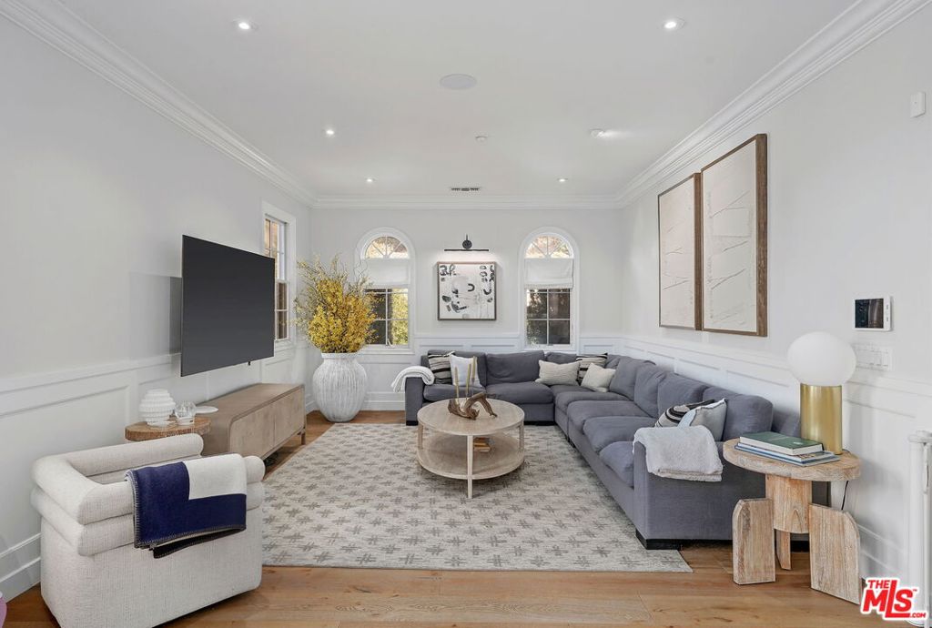 3685 Benedict Canyon LaneSherman Oaks img 19