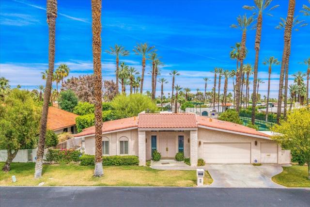 45 Lincoln Place, Rancho Mirage CA: https://media.crmls.org/mediaz/37d242d2-44ef-4c2c-bb75-57f7e93f51ad.jpg