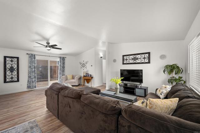 8620 Atlas View Drive, Santee CA: https://media.crmls.org/mediaz/37d30f55-a971-42a0-8ccc-f52cafa696ba.jpg