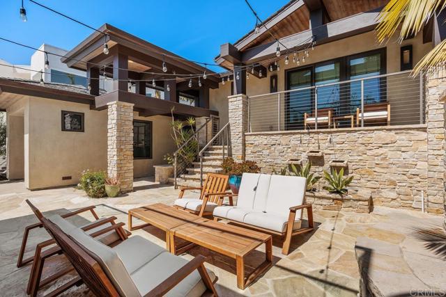 Image 3 of 40 For 2260 El Amigo Road