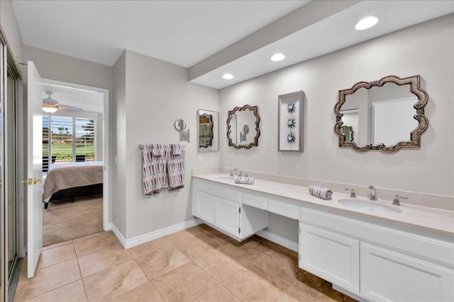 43 Sunrise Drive, Rancho Mirage CA: https://media.crmls.org/mediaz/37d4942a-f4de-44b1-9a35-e0c01b299e9d.jpg