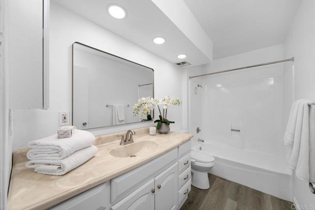 6131 Rancho Mission Road, San Diego CA: https://media.crmls.org/mediaz/37d50ef6-5013-4c10-a723-33b7e292b2ff.jpg