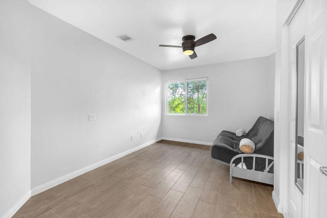 Image 22 of 47 For 40529 Meadow Lane