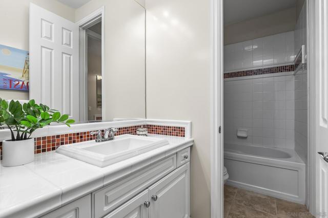 MLS #250037051SD image #40