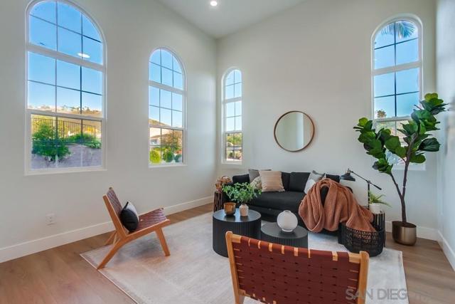 2482 San Clemente Ave, Vista CA: https://media.crmls.org/mediaz/37d74cec-6b61-4c7b-95d2-ea021cbf39bd.jpg