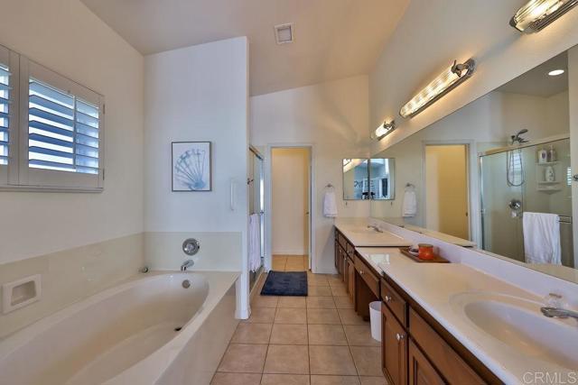 828 D Avenue, Coronado, California 92118, 3 Bedrooms Bedrooms, ,2 BathroomsBathrooms,Residential Lease,For Rent,828 D Avenue,CRPTP2306196