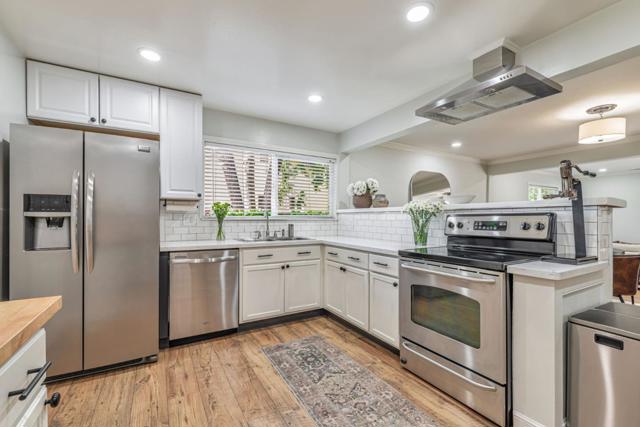 3425 Dormer Avenue, Concord CA: https://media.crmls.org/mediaz/37d7a738-8e8c-450a-a956-8a155321cf7b.jpg