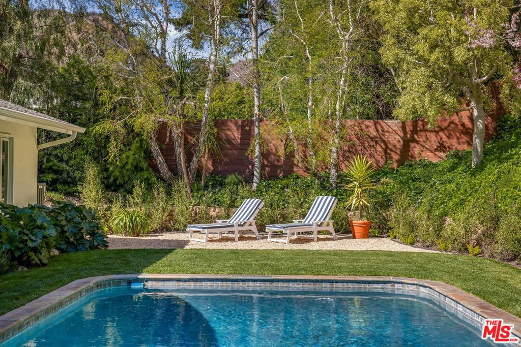 MLS #25590401 image #34