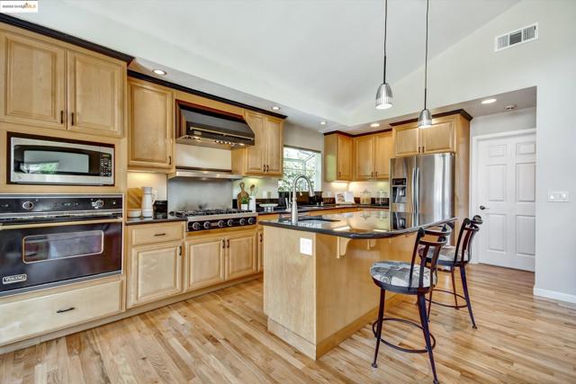 1443 Phantom Ave, San Jose CA: https://media.crmls.org/mediaz/37d8d9a8-dbde-46b9-a4b1-c2a7d3baaa62.jpg