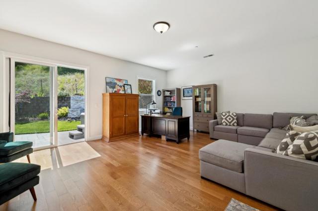 111 Falcon Ridge Road, Scotts Valley CA: https://media.crmls.org/mediaz/37d8e6ca-ae50-48bc-9abe-536236dda215.jpg