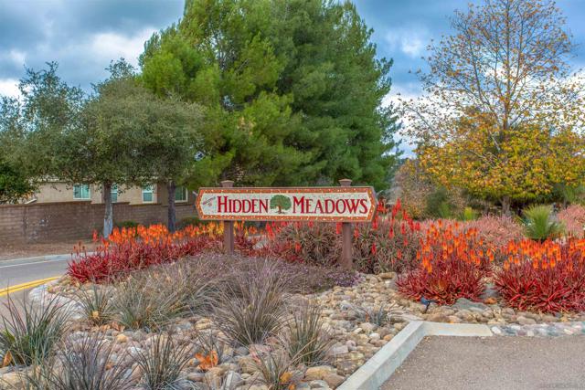 28628 Mountain Meadow Rd, Escondido CA: https://media.crmls.org/mediaz/37d90c2f-afa1-4468-ab30-3591367d6f8d.jpg