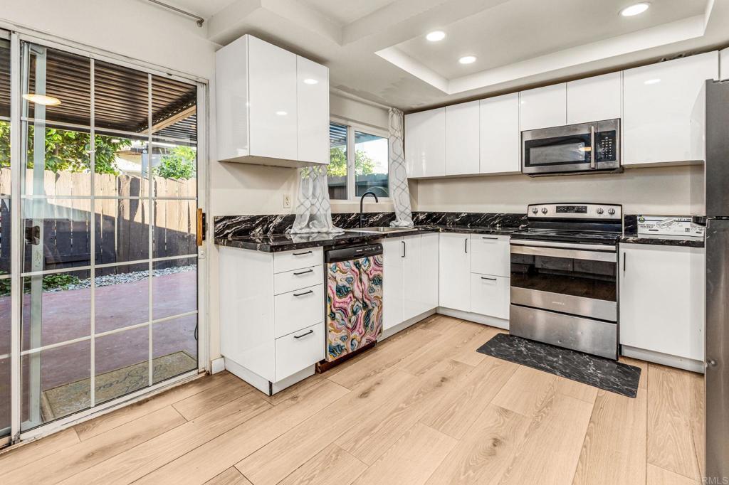 3446 Los Mochis Way - photo 8
