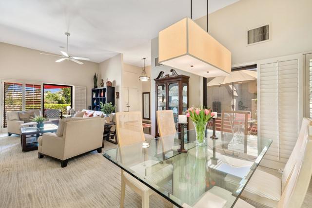 74903 Chateau Circle, Indian Wells CA: https://media.crmls.org/mediaz/37d9add9-e9d5-4770-af8c-0fc0b0801bda.jpg