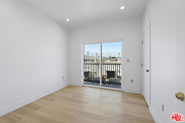 10963 Calvert, North Hollywood CA: https://media.crmls.org/mediaz/37d9c9cd-f927-45e0-8ff0-652e5f53747b.jpg