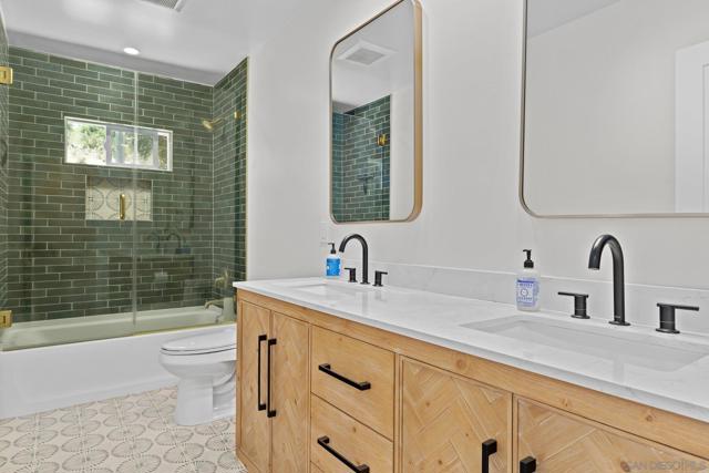 2686 Via Viejas, Alpine CA: https://media.crmls.org/mediaz/37da049c-aa10-48a4-95b1-65b7f20f2adb.jpg