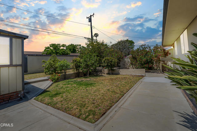 47 Grandview Circle, Camarillo CA: https://media.crmls.org/mediaz/37daa621-9ae6-4051-8506-e0a696813e7f.jpg