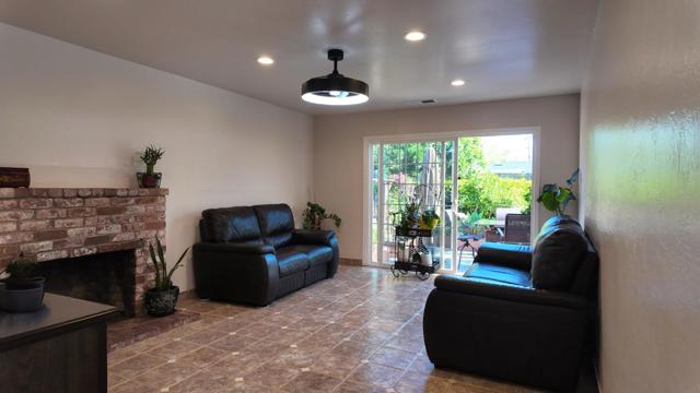 35776 Haley Street, Newark CA: https://media.crmls.org/mediaz/37dae043-ad44-4b32-9ea8-f8860a811557.jpg