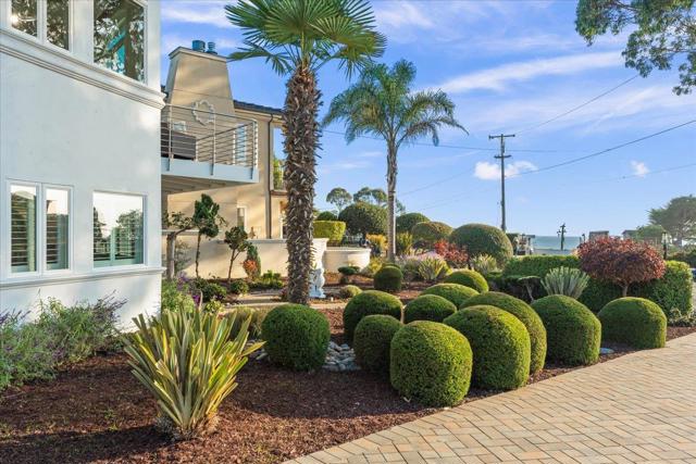 433 Seaview Drive, Aptos CA: https://media.crmls.org/mediaz/37db47af-2f10-40e2-8e85-e11bcf60d723.jpg