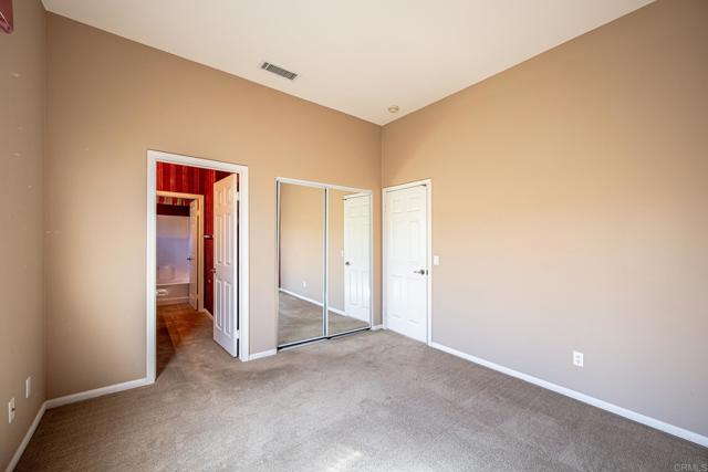 387 MELBOURNE GLN, Escondido CA: https://media.crmls.org/mediaz/37db8ef4-d2e7-4cb8-bfde-ccdc2af08951.jpg