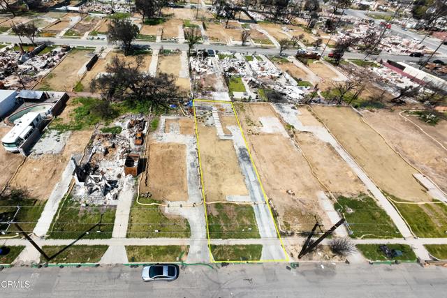 71 W Harriet Street, Altadena CA: https://media.crmls.org/mediaz/37dcc1bb-4686-40a3-82f4-19c2a1078e55.jpg