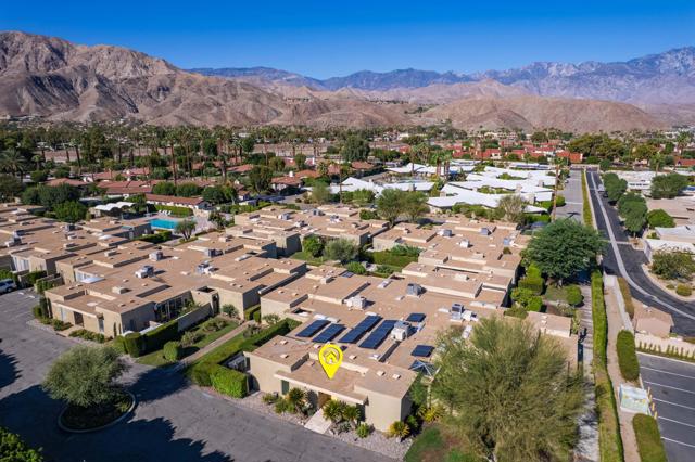70164 Frank Sinatra Drive, Rancho Mirage CA: https://media.crmls.org/mediaz/37ddcaef-dbe3-4654-bf26-db18b4de8e14.jpg