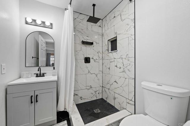 Detail Gallery Image 15 of 23 For 3140 Midway Dr #A107,  San Diego,  CA 92110 - 2 Beds | 2 Baths