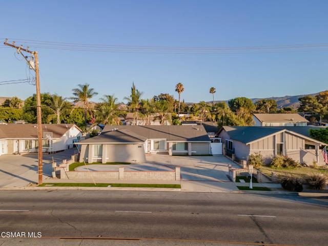 2760 Royal Avenue, Simi Valley CA: https://media.crmls.org/mediaz/37dec3f4-b2e0-41fe-b586-207dea9b199d.jpg