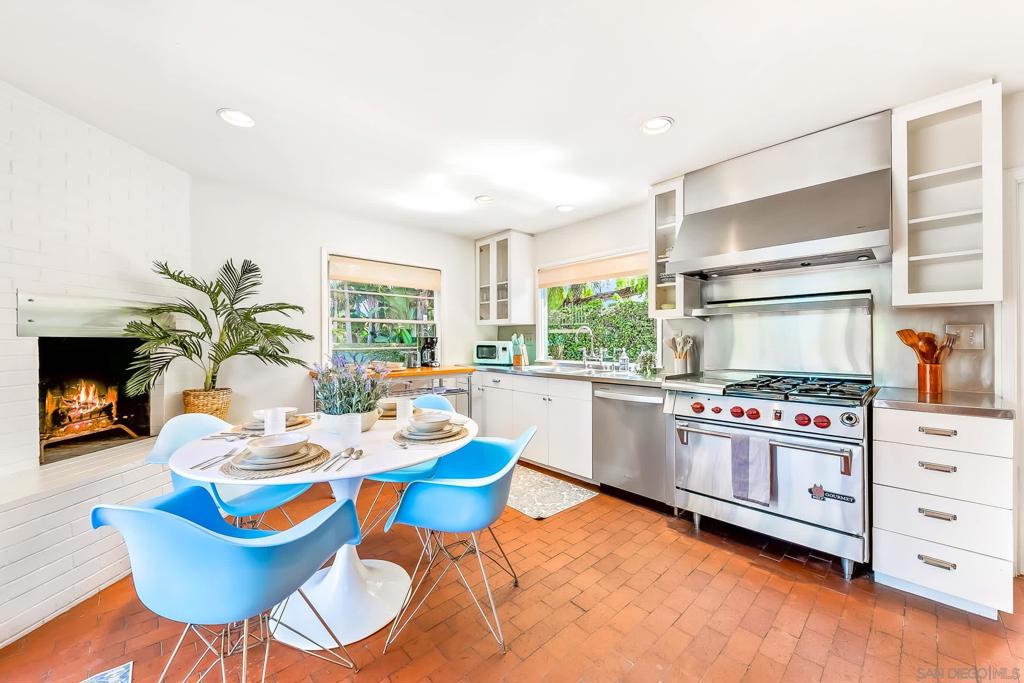 723 Arenas - photo 18