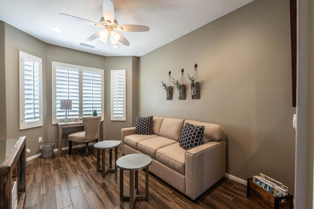 82820 Kingsboro Lane, Indio CA: https://media.crmls.org/mediaz/37dff8b4-05a8-4fdb-831d-f68e02c94264.jpg