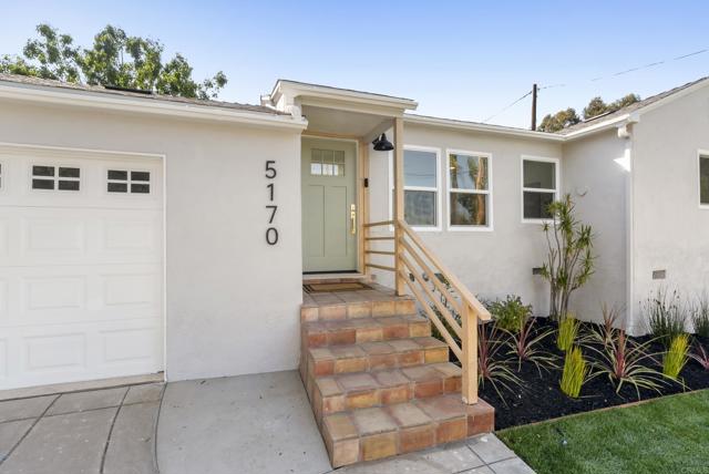 Detail Gallery Image 2 of 20 For 5170 Randlett Dr, La Mesa,  CA 91942 - 3 Beds | 2 Baths