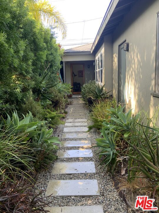 320 Grand Boulevard photo 4