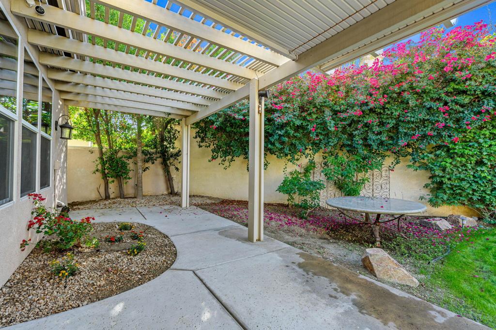 MLS #219139652DA image #4