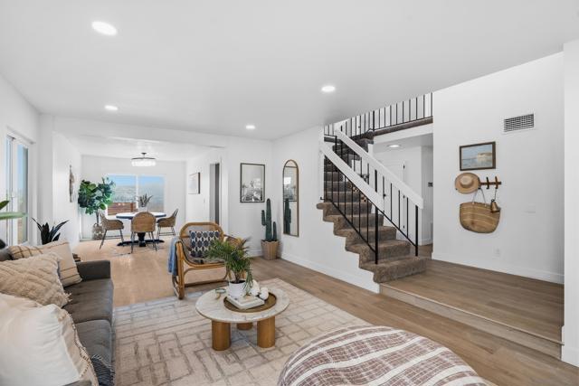 14463 Yukon, San Diego CA: https://media.crmls.org/mediaz/37e23175-3b88-4837-8b0f-18be49f938fd.jpg