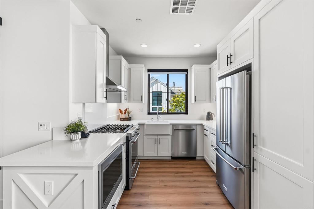 1602 San Remo Place - photo 9