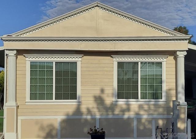 4944 Old Cliffs Rd, San Diego CA: https://media.crmls.org/mediaz/37e2a718-c0da-4b06-bef2-166bb7ee9827.jpg