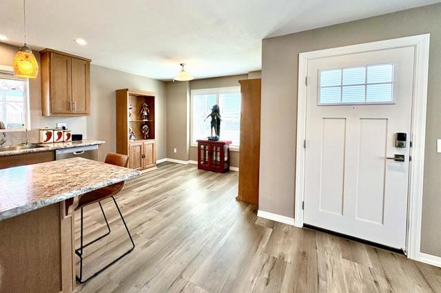 493 Prairie, Cathedral City CA: https://media.crmls.org/mediaz/37e2e128-d36d-4db6-9b57-8d1e0eddeef0.jpg