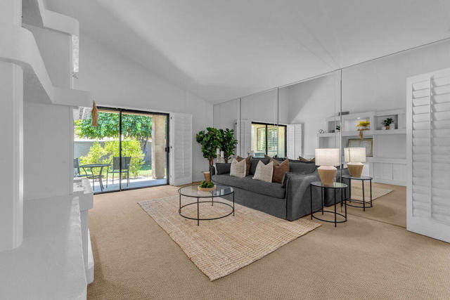 2 Bed Home for Sale in Palm Desert, California